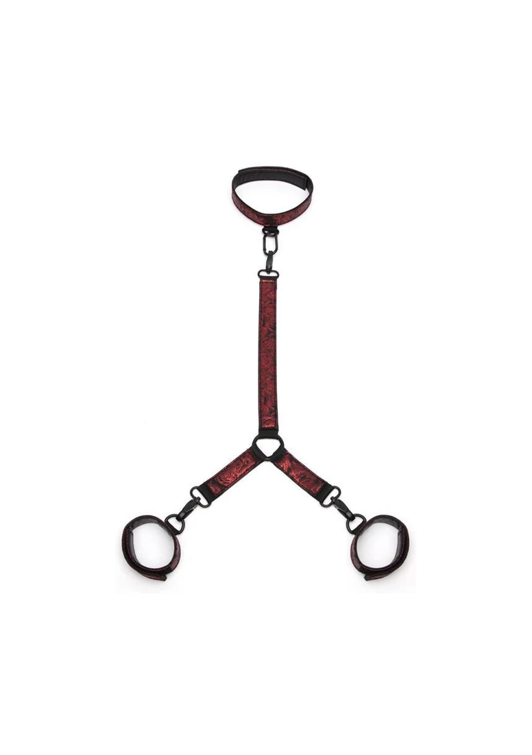 Sweet Anticipation Collar And Wrist Cuffs – Red 3 Sweet Anticipation Collar And Wrist Cuffs – Red