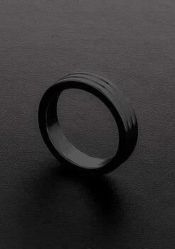 Triune – Golden Black Ribbed C-Ring (10x50mm)